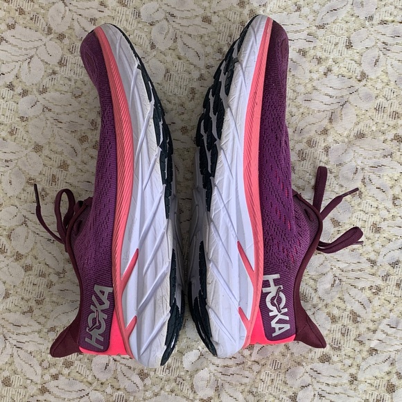 Hoka Clifton 8 Women's Magenta and Coral Everyday Athletic Shoes - Picture 8 of 12